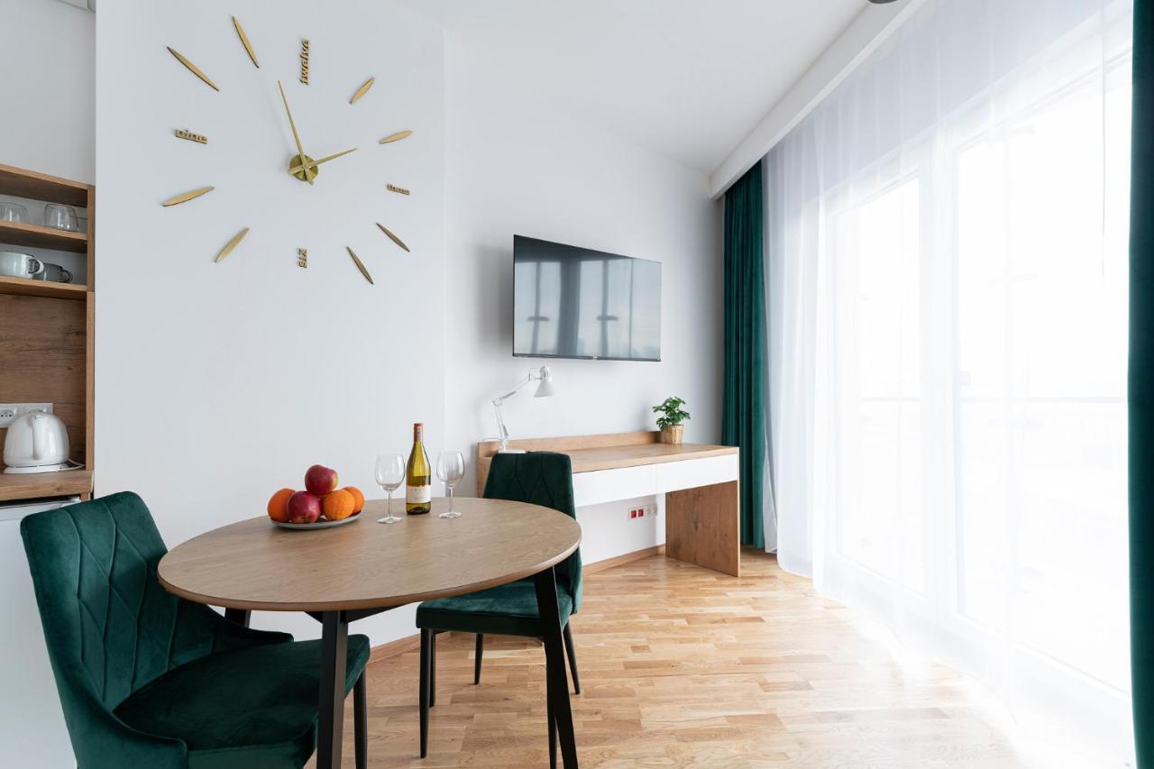 Apartment Wola Tower *