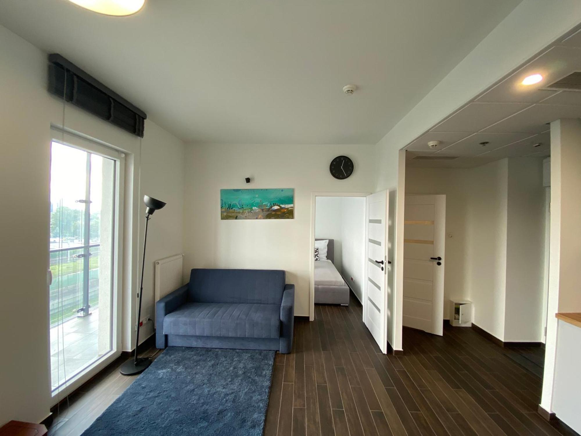 Wola Tower Apartment *